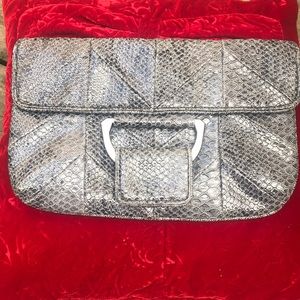NWOT BCBGenneration Gray Snake 12X7.5X1+” Clutch